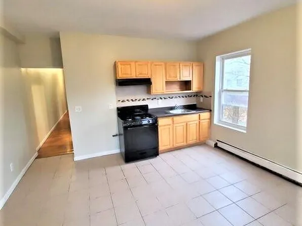 161 S 10th St, Newark, NJ