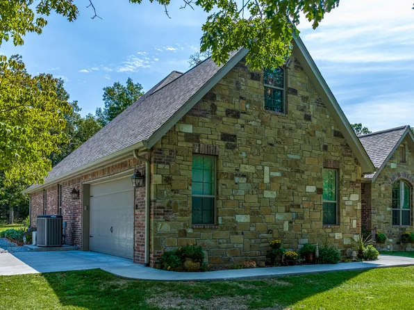 29657 S 586th Ln, Grove, OK 74344