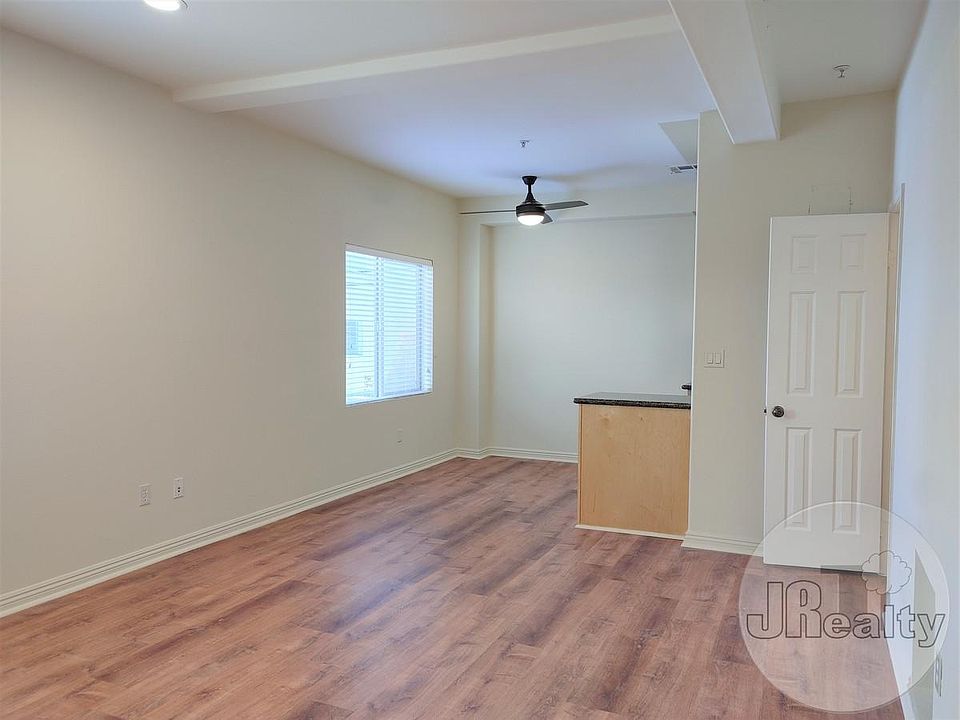 1st image of 2440 Purdue Ave #107