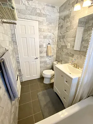 Sold by Universal Realty Group | media 25