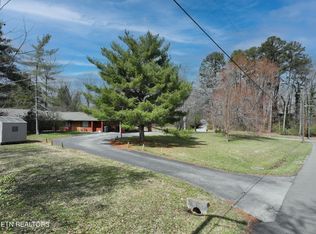 2014 Highland Dr, Knoxville, TN 37918