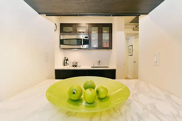 Sold by CitiSuites International Realty | media 3