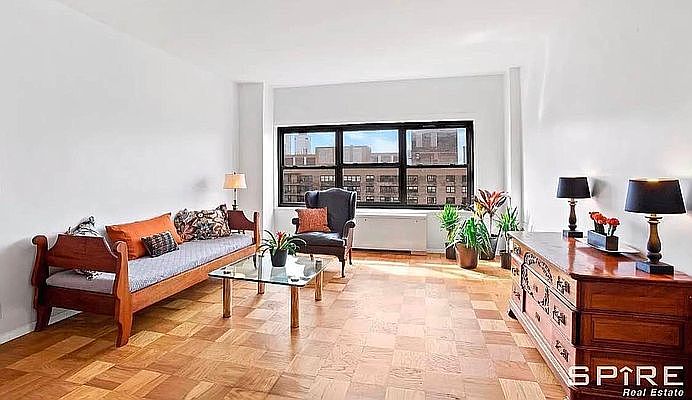 1st image of 200 E 63rd St #417