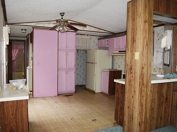 5th image of 6131 S Lakeshore Dr