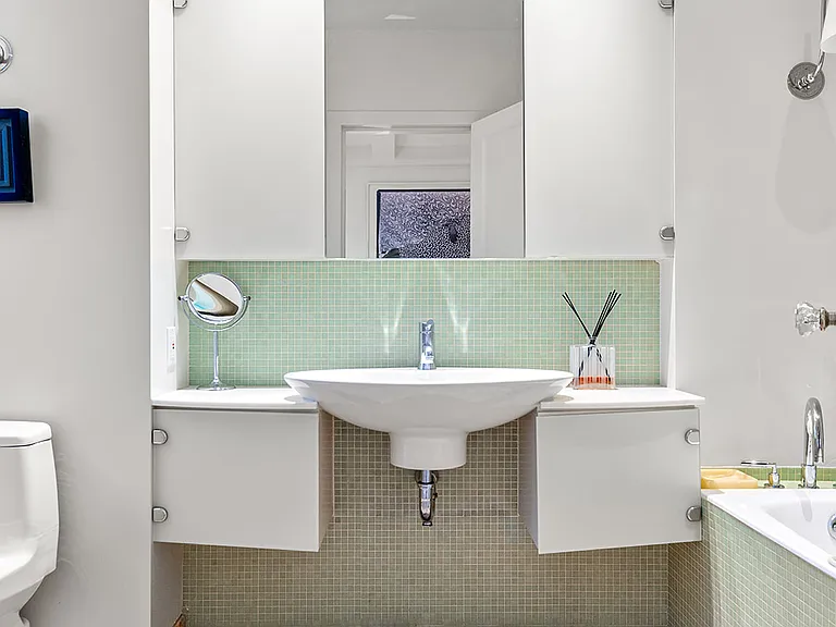 40 E 62nd St #6E — Photo 13
