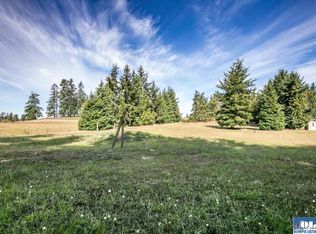 1631 Woodcock Rd, Sequim, WA 98382