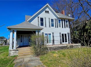 345 5th St, Elyria, OH 44035