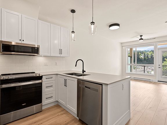 5th image of 6045 Chilliwack River Rd #506