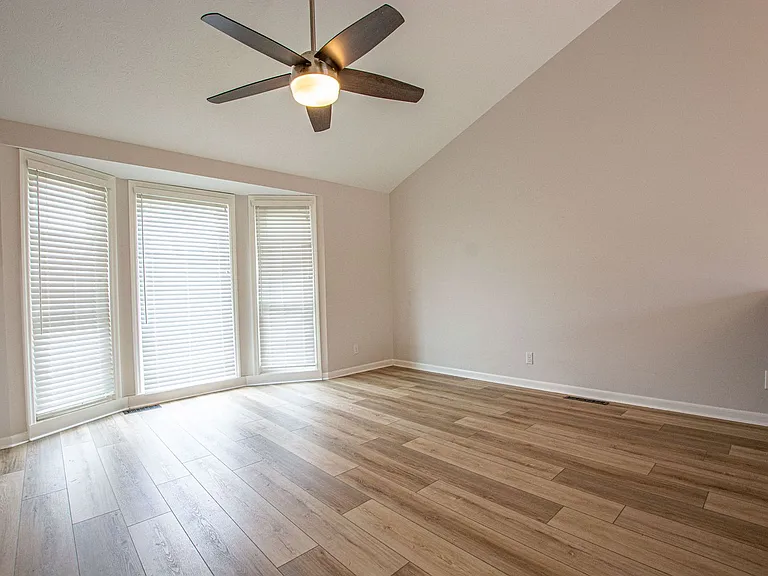 7108 Audrey St — Photo 3