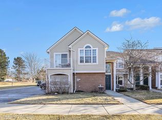 5837 Pine Aires Dr, Sterling Heights, MI 48314