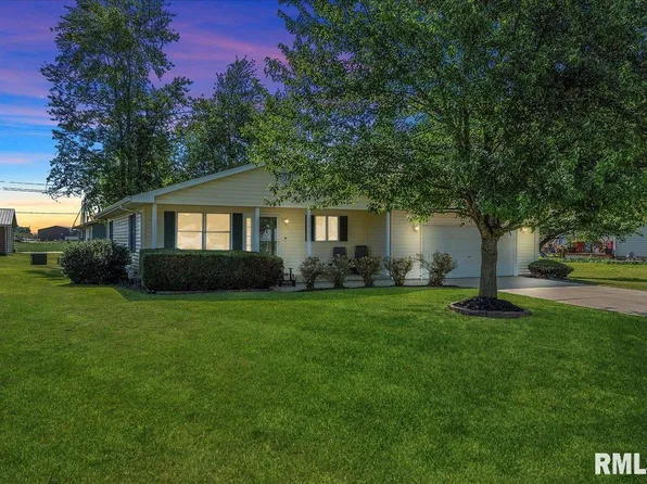 208 Oak St, Chapin, IL 62628