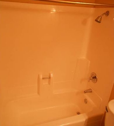 4th image of 1240 North Broadway