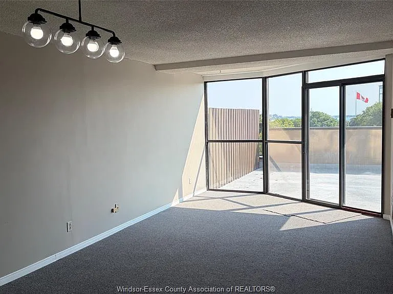 515 Riverside Dr W #403 — Photo 9