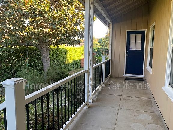 3rd image of 4547 Lennox Ave