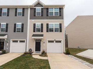 784 Pine Spring Dr, Painesville, OH 44077