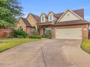 1208 Claire Ct, Burleson, TX 76028