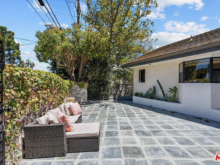 3665 Alta Mesa Dr — Photo 5