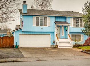 920 S Elm St, Canby, OR 97013