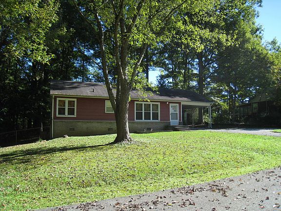 2nd image of 108 Oak Ln