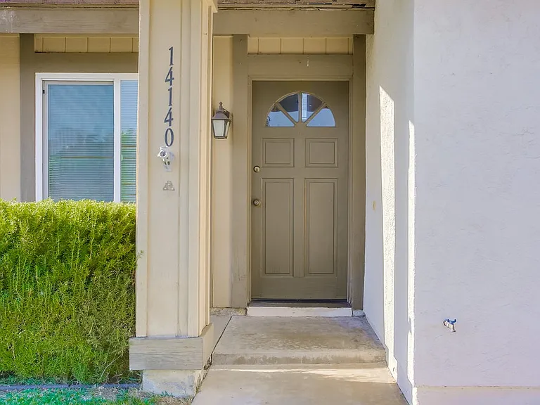 14140 Barrymore St — Photo 7
