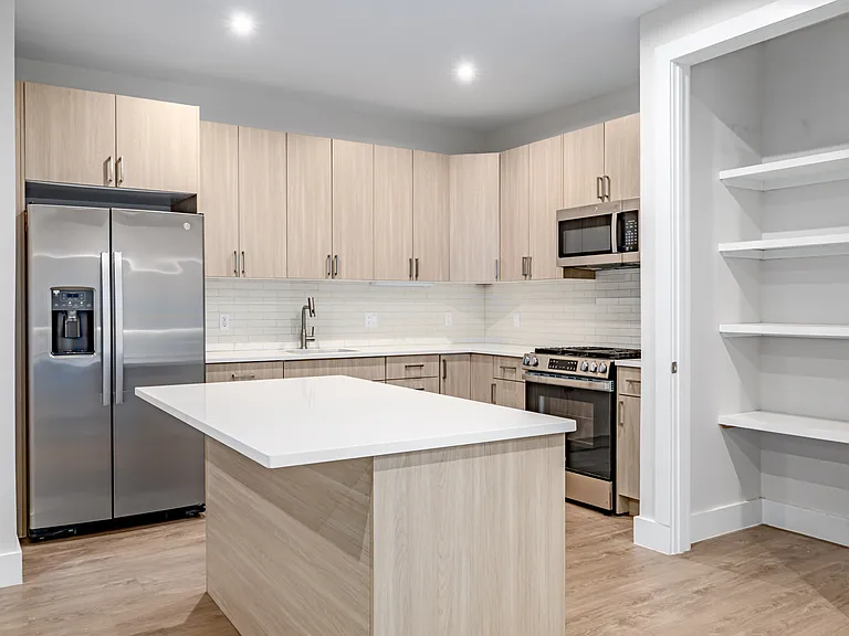684 Main Ave #302 — Photo 8