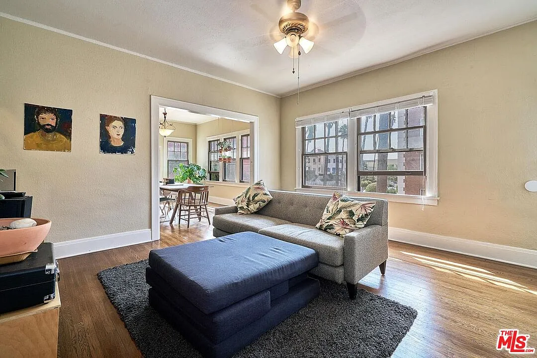 2 bed, 1.0 bath, 1100 sqft, $2,800 — Photo 3