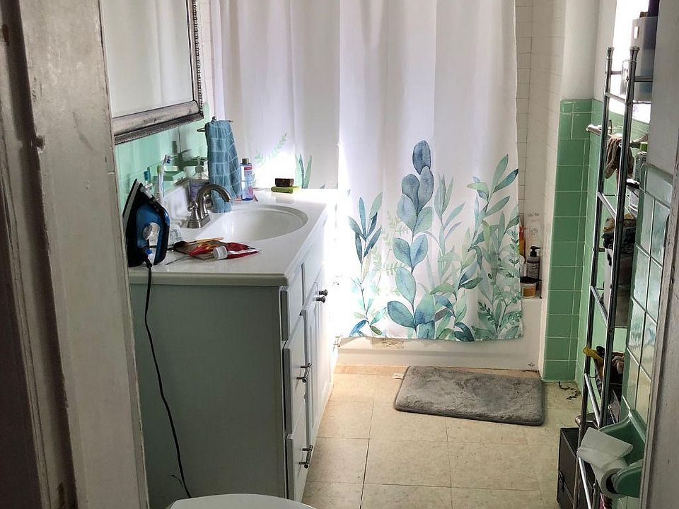 bathroom #1