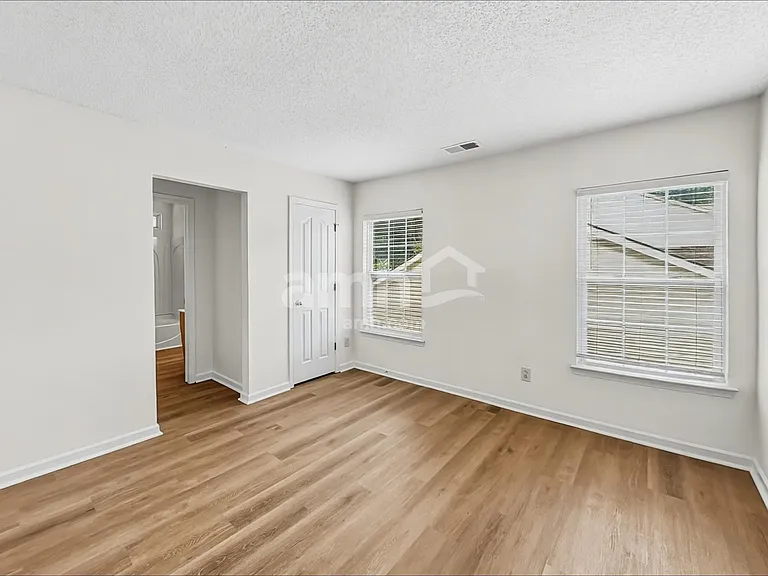 7316 Aragorn Ln — Photo 11