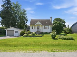 84 Rita Ave, Ottawa, ON K2G 2H1