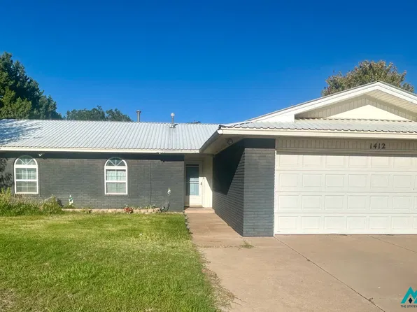 1412 Stratford Ln, Clovis, NM 88101