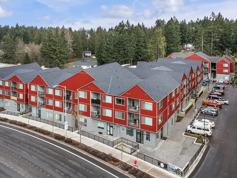 Serenity Apartments — Photo 63