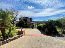 , Santa Ana, CA