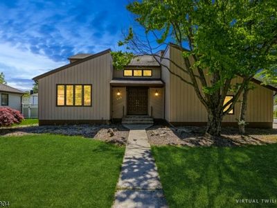 555 Ashwood Rd, Springfield, NJ, 07081