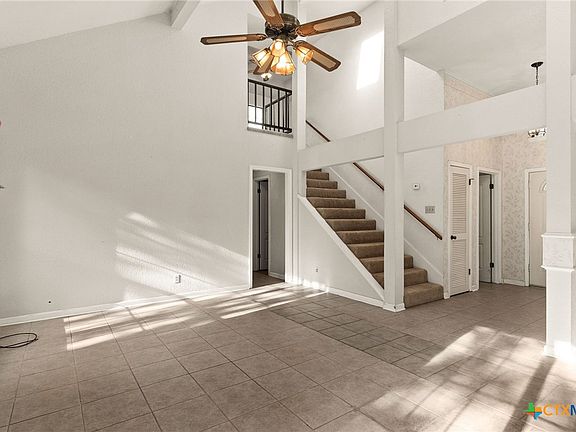 5th image of 804 Danny Cir