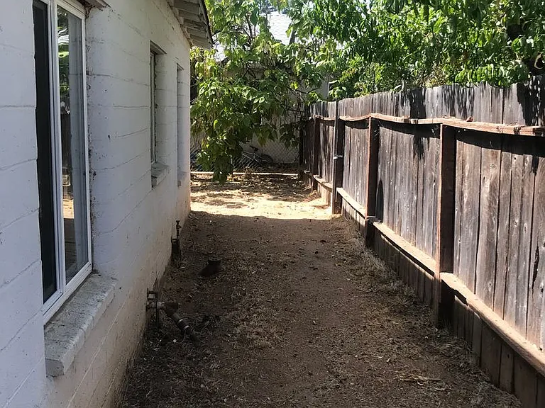 737 Morey Ave — Photo 12