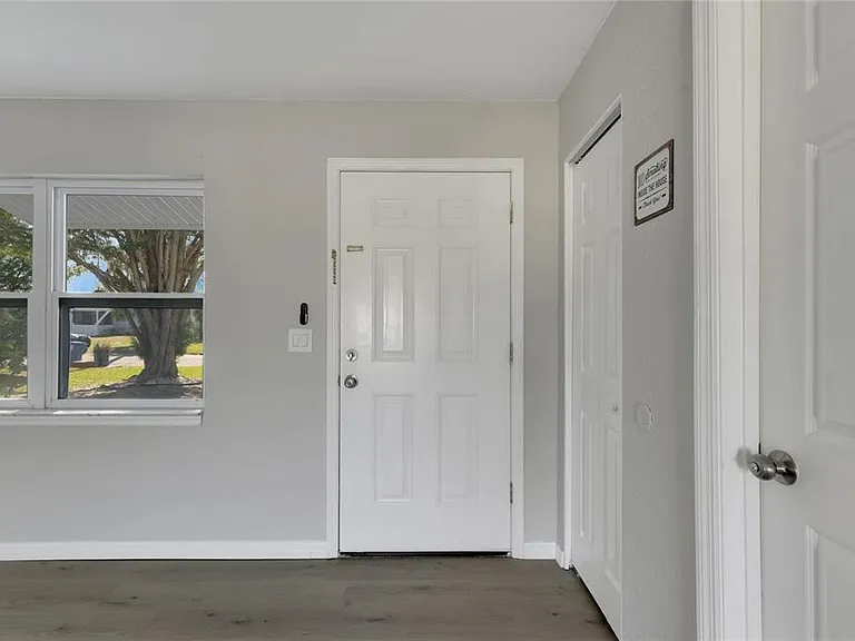 527 Fox Run Trl — Photo 11