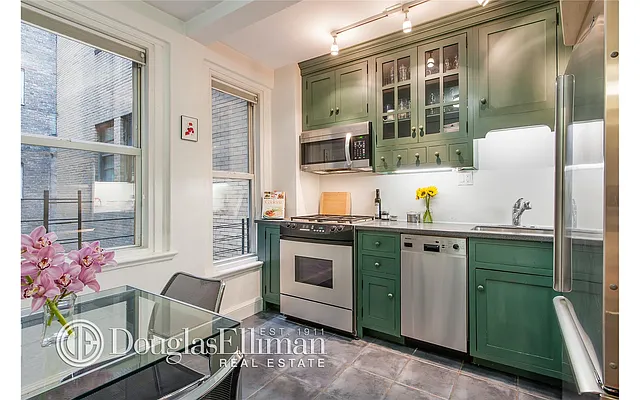 Sold by Douglas Elliman | media 12