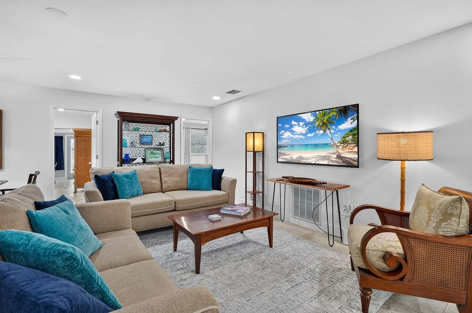 3 bed, 3.0 bath, $4,019 — Photo 1