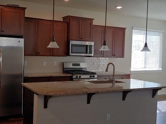 Kitchen_and_Dining