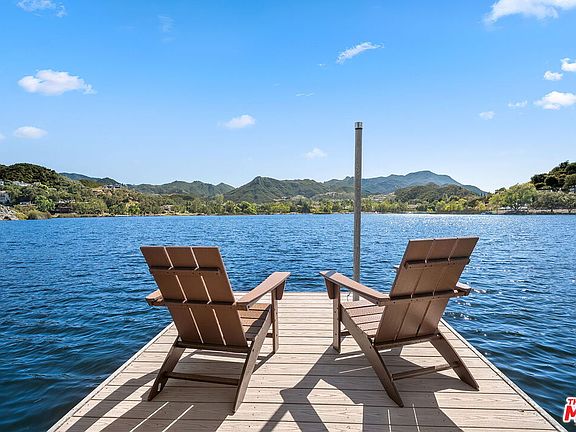 5th image of 283 Lake Sherwood Dr