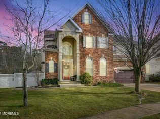 7 Rockspray Ct, Howell, NJ 07731