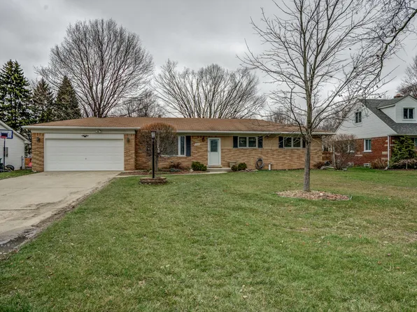 23209 Harrellson Rd, Macomb, MI 48042