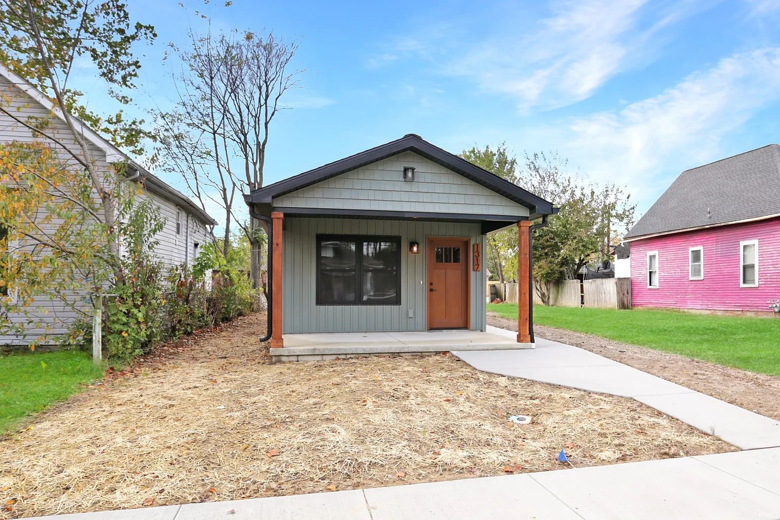 1317 S Linwood Ave photo 1