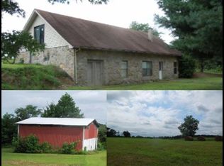 795 Cross Rd, Westmoreland, TN 37186