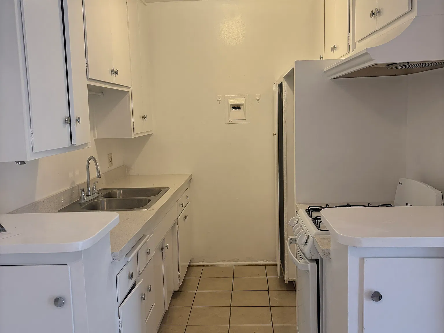 1 bed, $1,800 — Photo 3