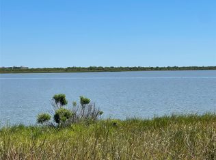 397 Bay Dr, Palacios, TX 77465