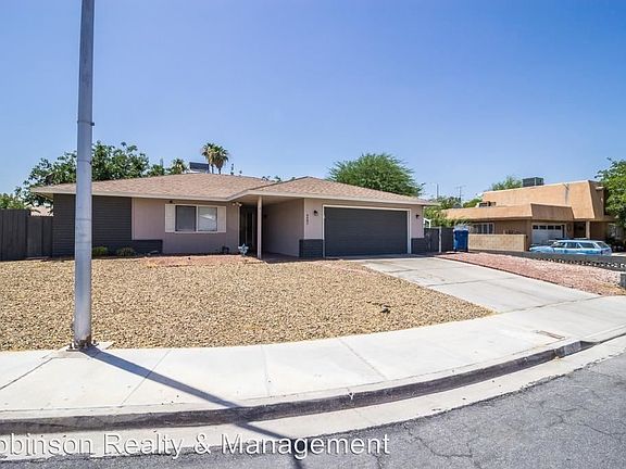 3rd image of 4685 El Cartero Way