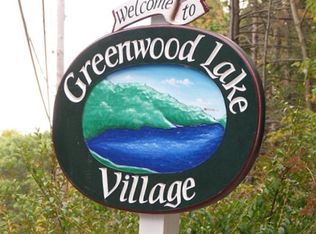 7 Trout Rd, Greenwood Lake, NY 10925