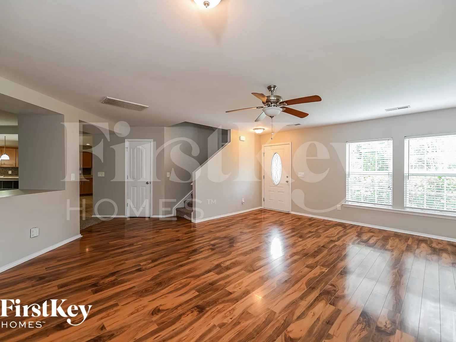 4 bed, 3.0 bath, 3224 sqft, $2,370 — Photo 3