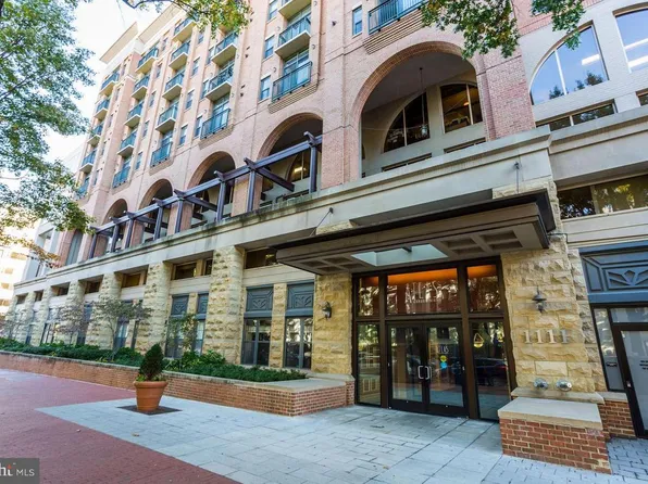 1111 25th St NW APT 923, Washington, DC 20037